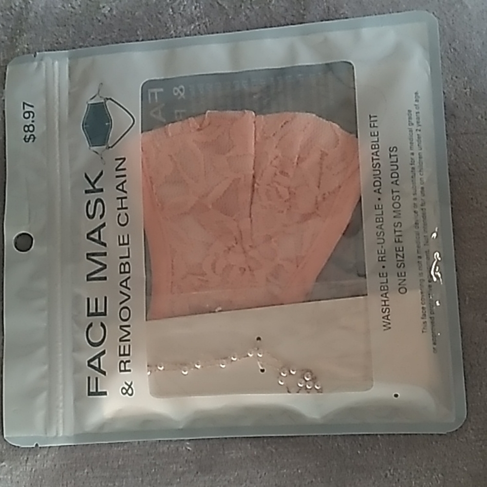Peach Lace Face Mask & Removabe Chain